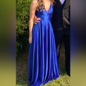 Royal blue satin prom dress size 0 with small side slit and POCKETS!